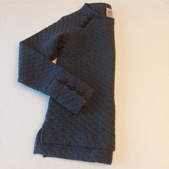 Avalanche Grey Quilted Button Cuff Crewneck Sweatshirt Outdoor Minimalist Size S - Picture 13 of 16